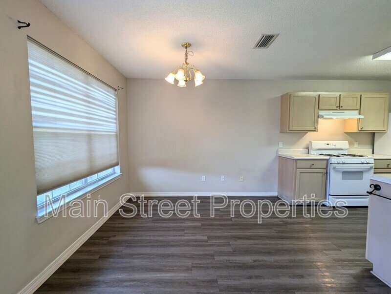 3331 Two Sisters Way property image