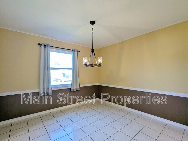Bright property image