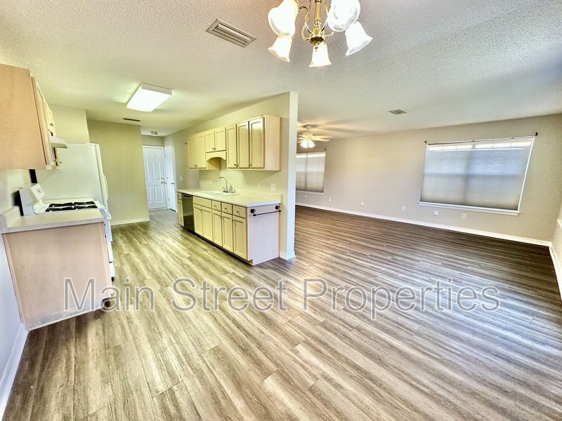 3331 Two Sisters Way property image