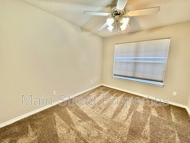 3331 Two Sisters Way property image