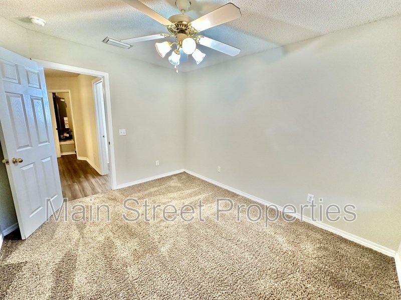 3331 Two Sisters Way property image