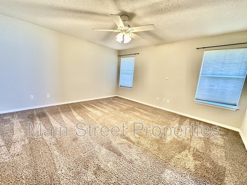 3331 Two Sisters Way property image