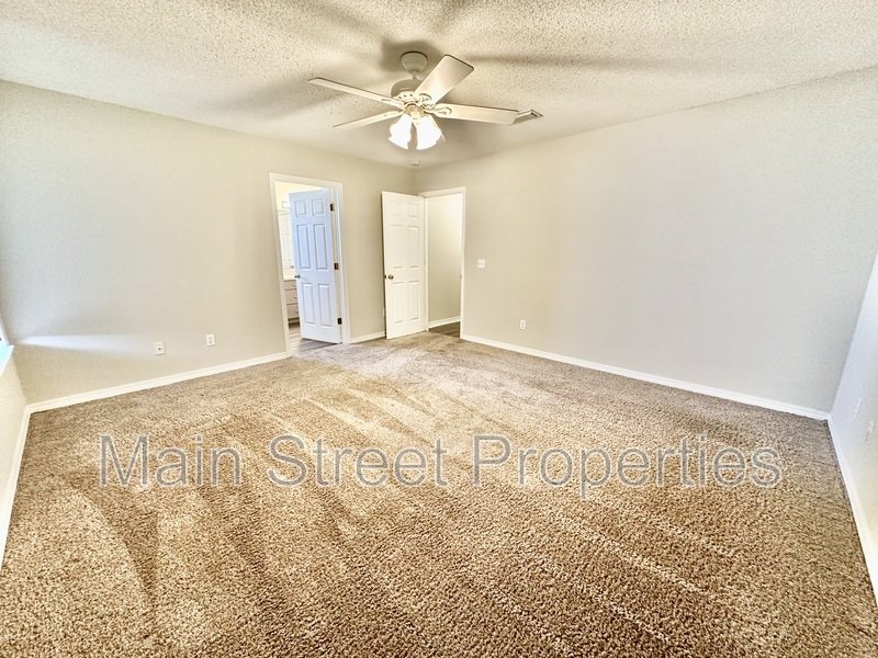 3331 Two Sisters Way property image