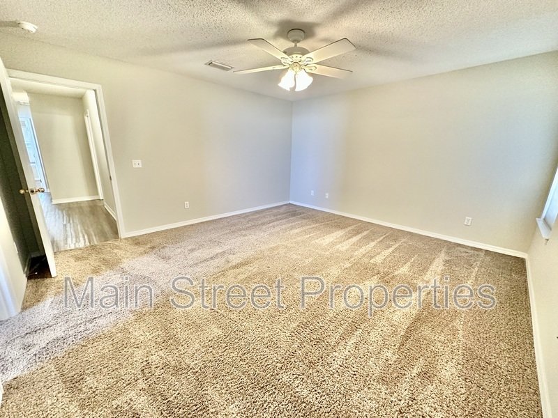 3331 Two Sisters Way property image