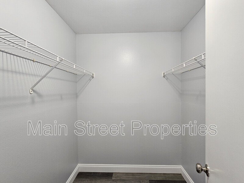 6206 Woodward Lane property image