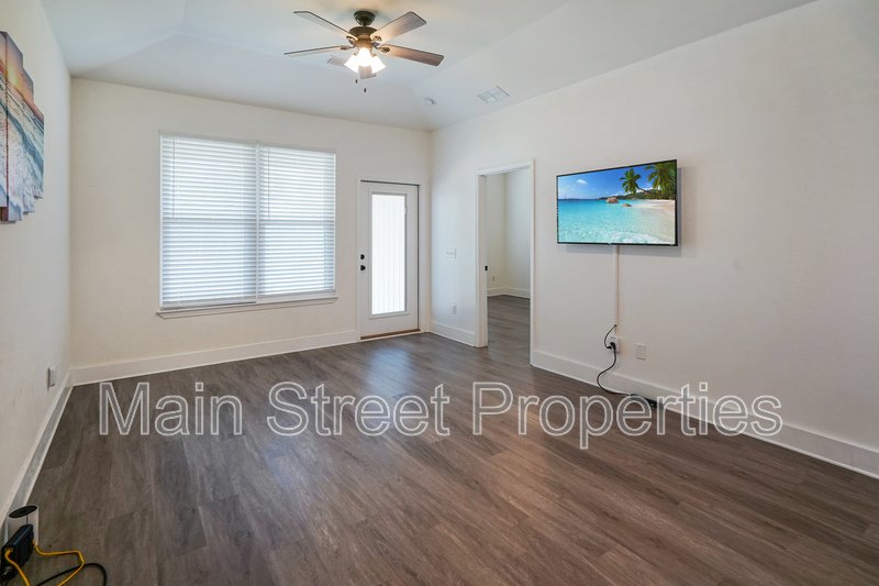 5214 Arrowhead Road property image