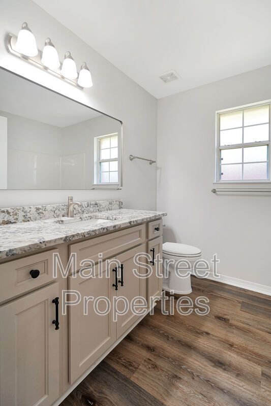 28 Easton Street property image