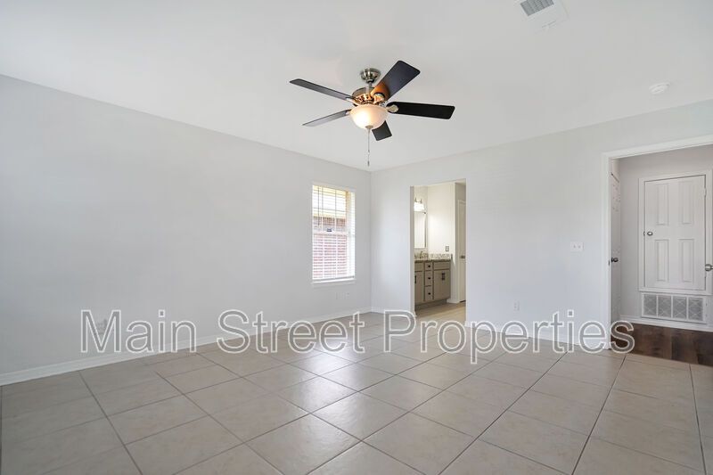 28 Easton Street property image