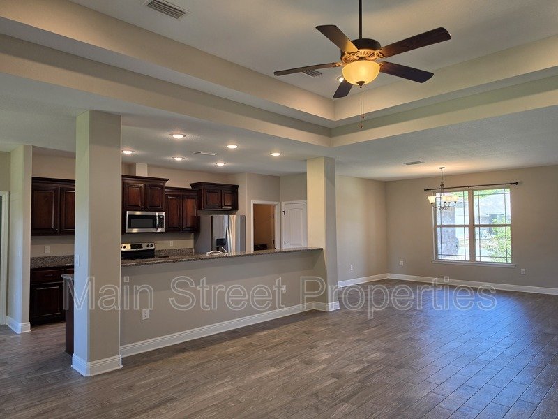 8839 Longmont Way property image