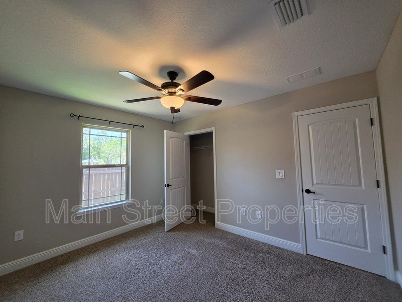 8839 Longmont Way property image