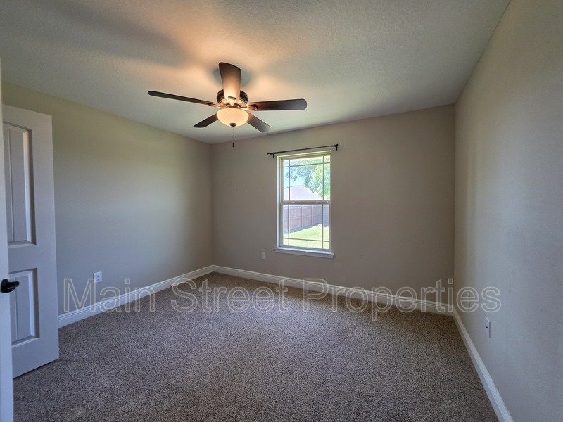 8839 Longmont Way property image