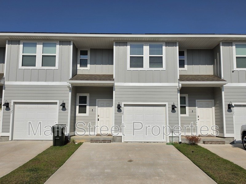 9525 Nature Creek Circle property image