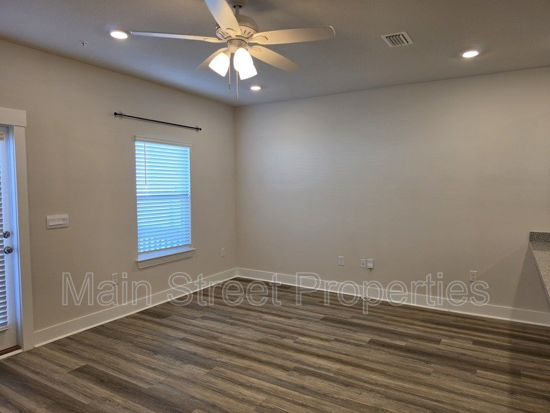 9525 Nature Creek Circle property image