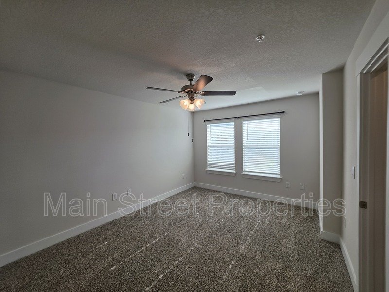 9525 Nature Creek Circle property image