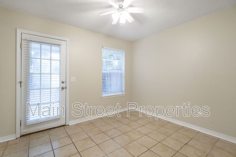3216 Two Sisters Way property image