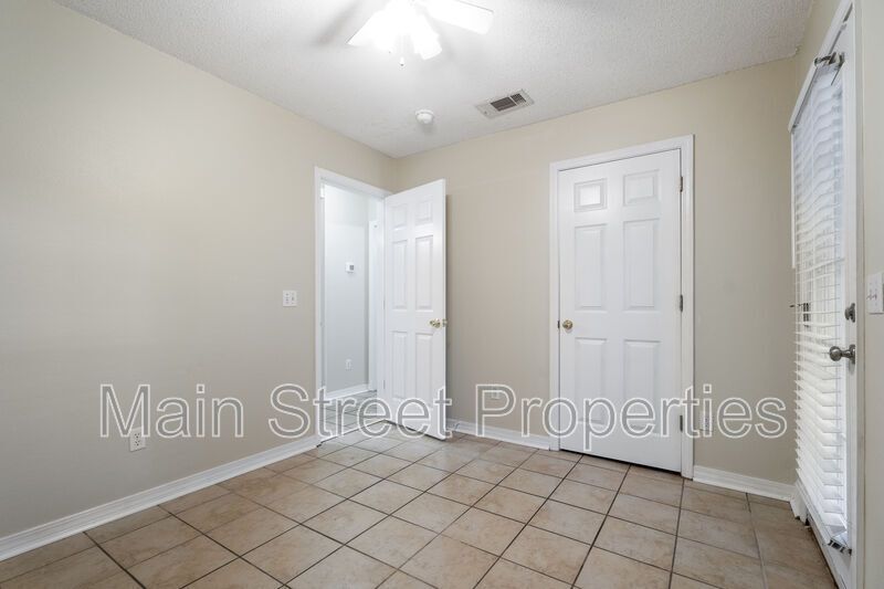 3216 Two Sisters Way property image