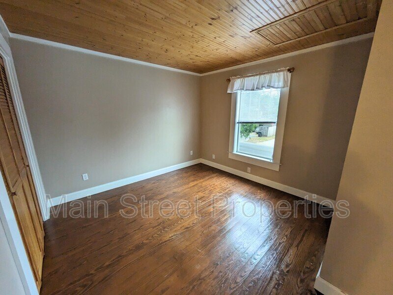 1705 North 17th Avenue property image