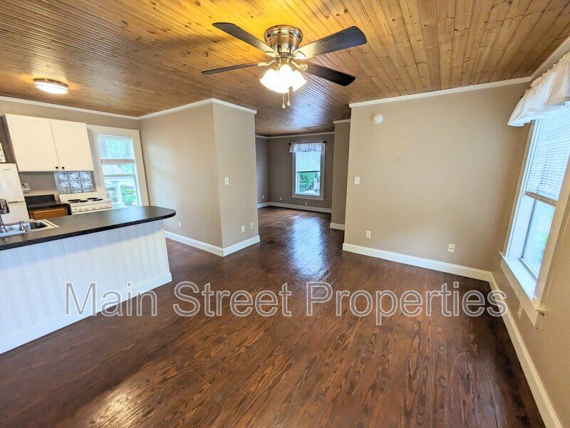 1705 North 17th Avenue property image