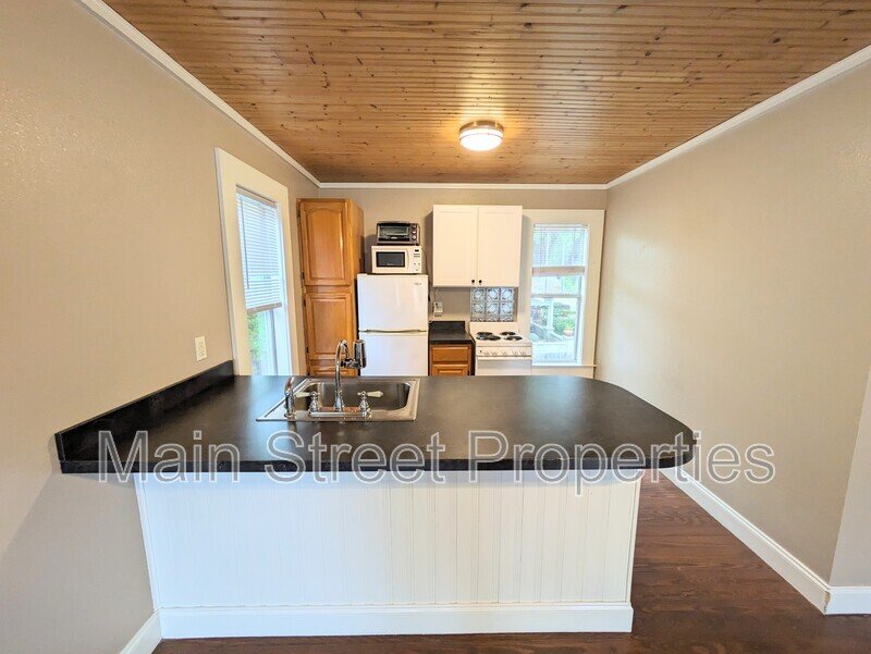 1705 North 17th Avenue property image