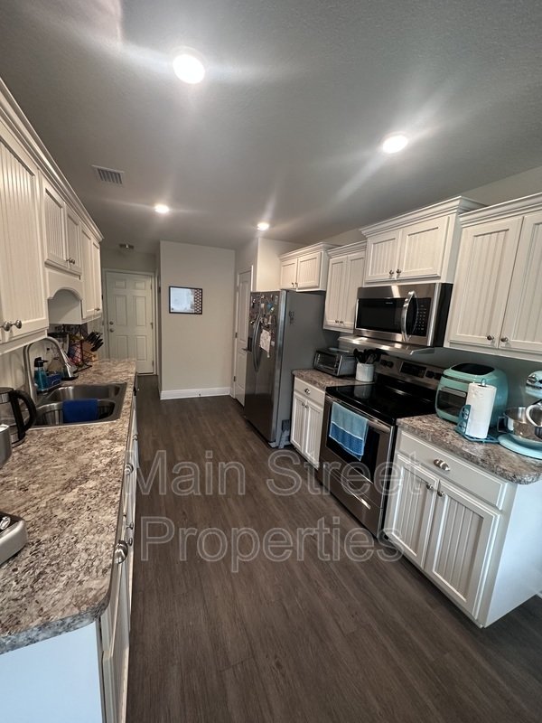 5217 Saufley Field Road property image