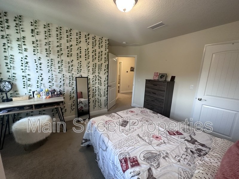 5217 Saufley Field Road property image