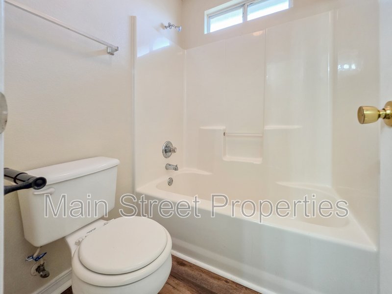 1057 Freeboard Boulevard property image