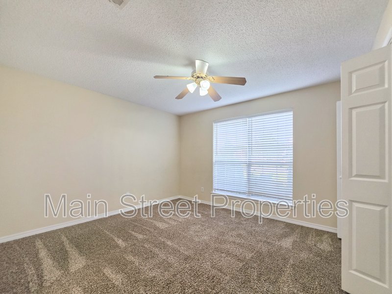 1057 Freeboard Boulevard property image