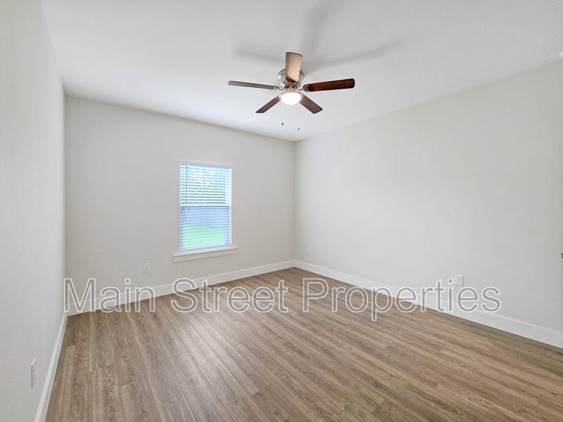 2289 Dog Track Road B property image