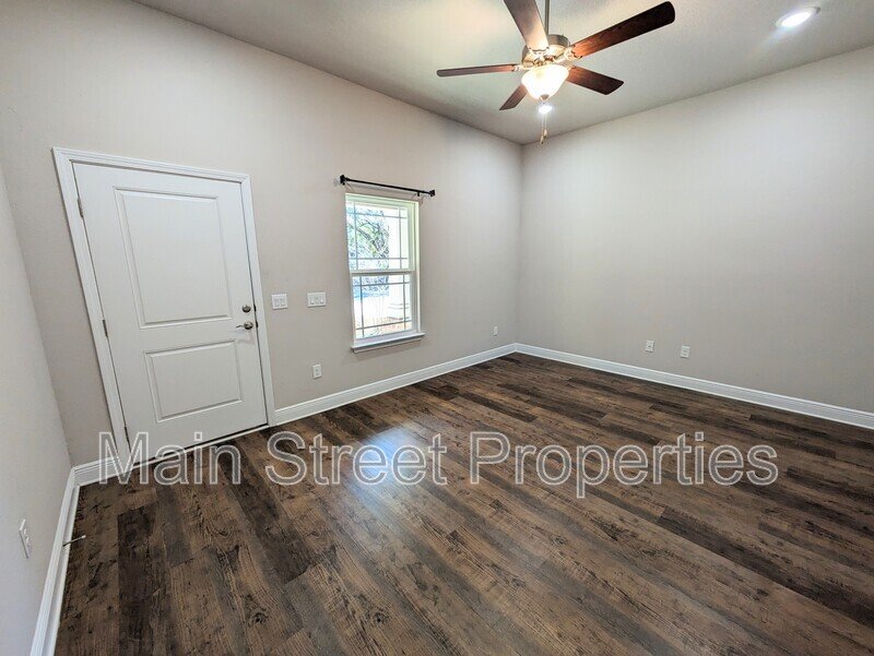 7799 Ira Drive B property image