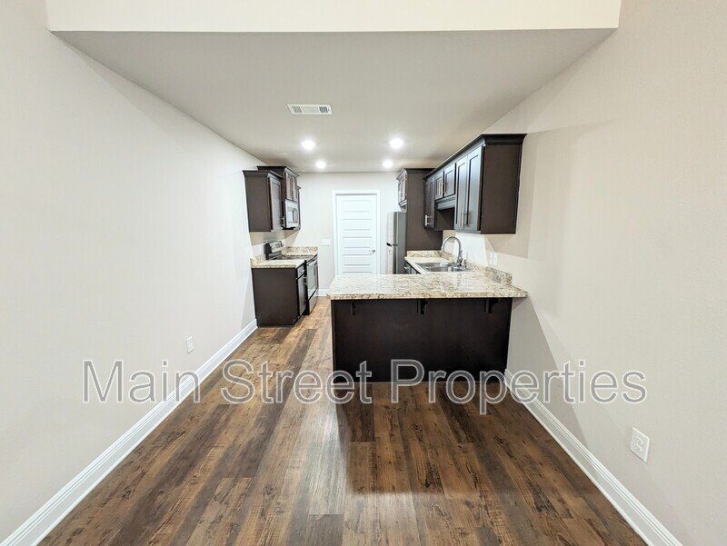 7799 Ira Drive B property image
