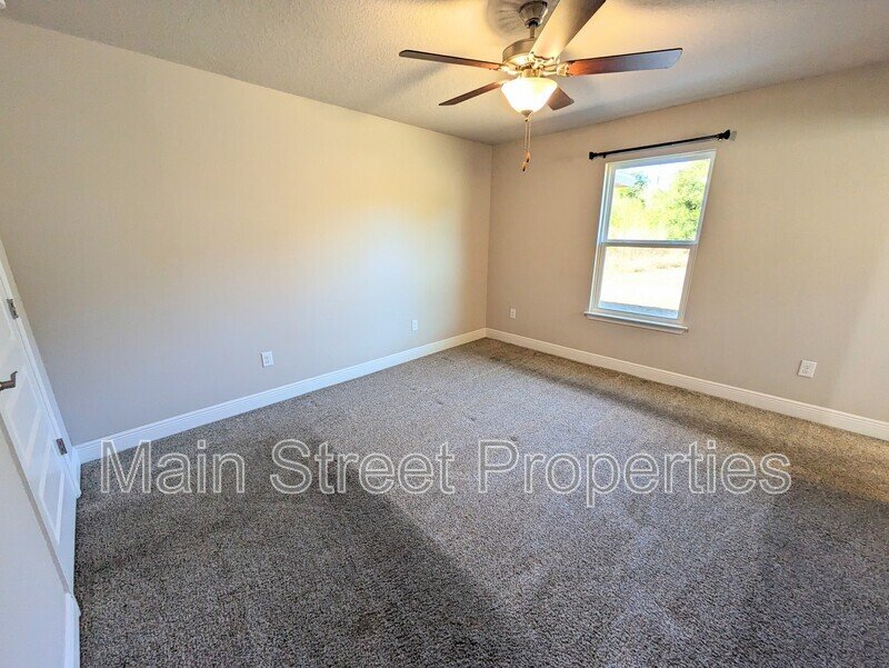 7799 Ira Drive B property image