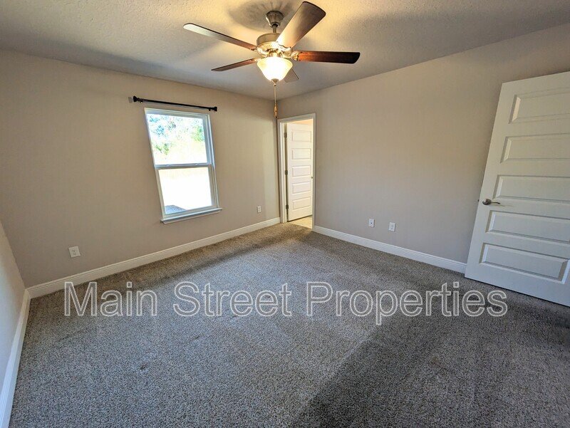 7799 Ira Drive B property image