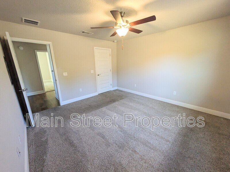 7799 Ira Drive B property image