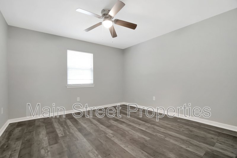 3346 Greenbriar Circle D property image