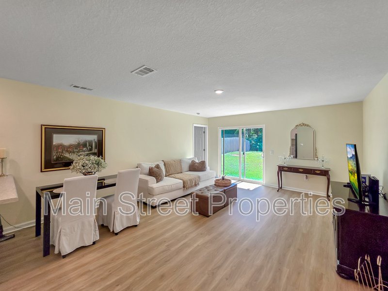 Bright property image