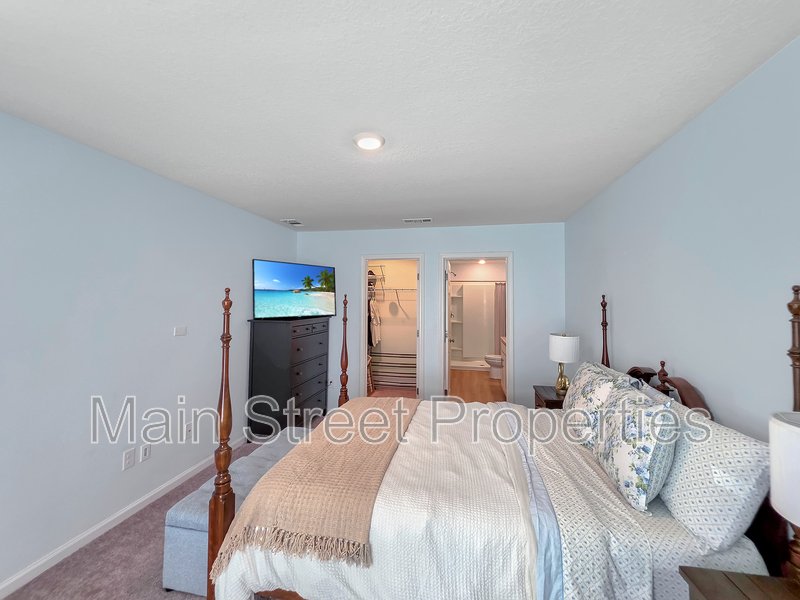 Bright property image