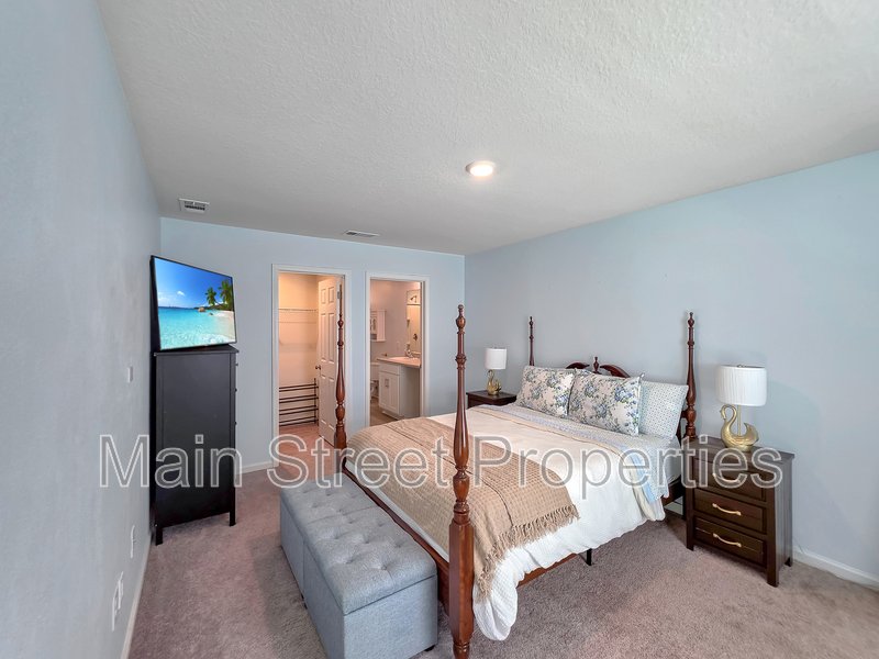 Bright property image