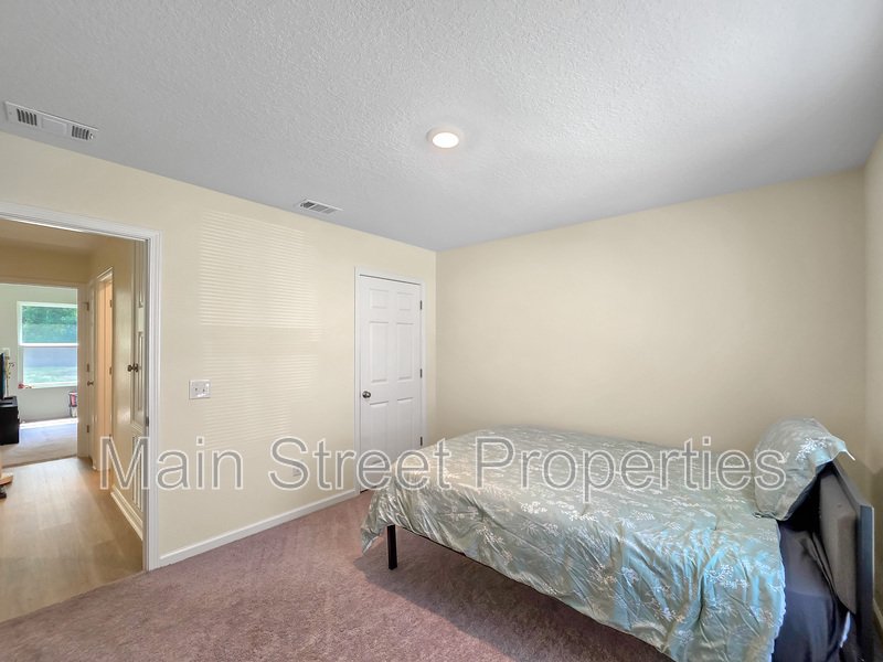 Bright property image