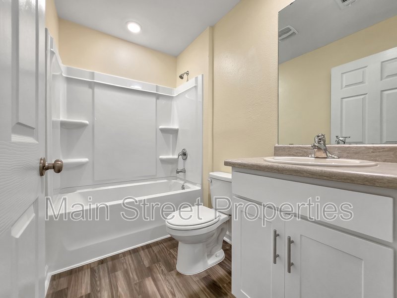 Bright property image