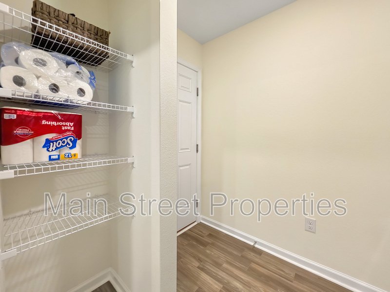 Bright property image