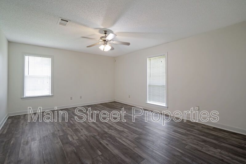 1301 Elliott Street property image