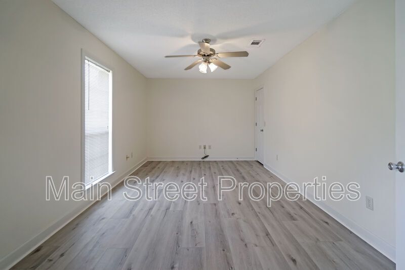 1301 Elliott Street property image