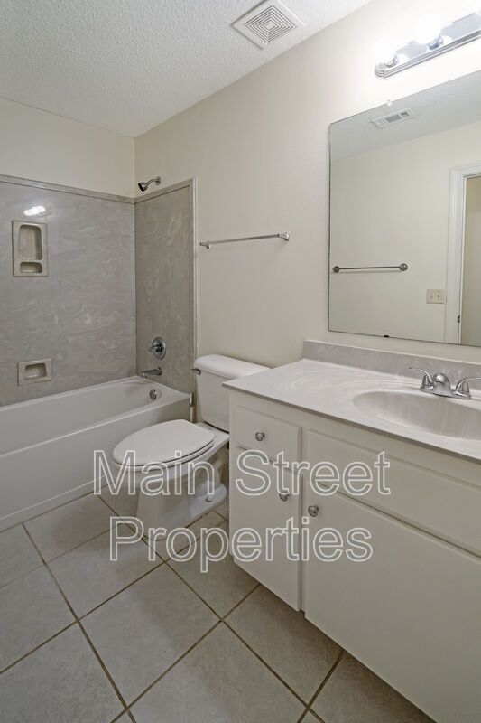 1301 Elliott Street property image