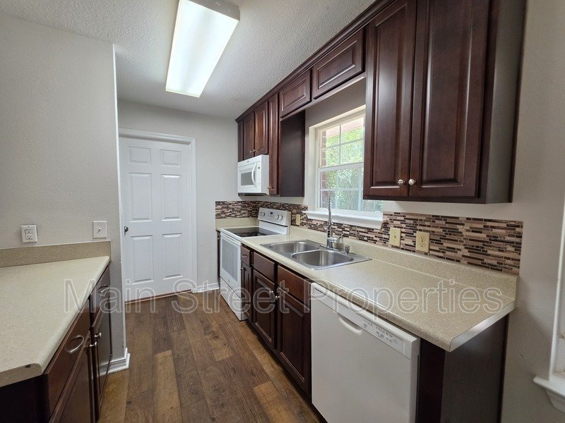8510 Pond Avenue property image