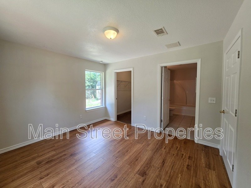 8510 Pond Avenue property image