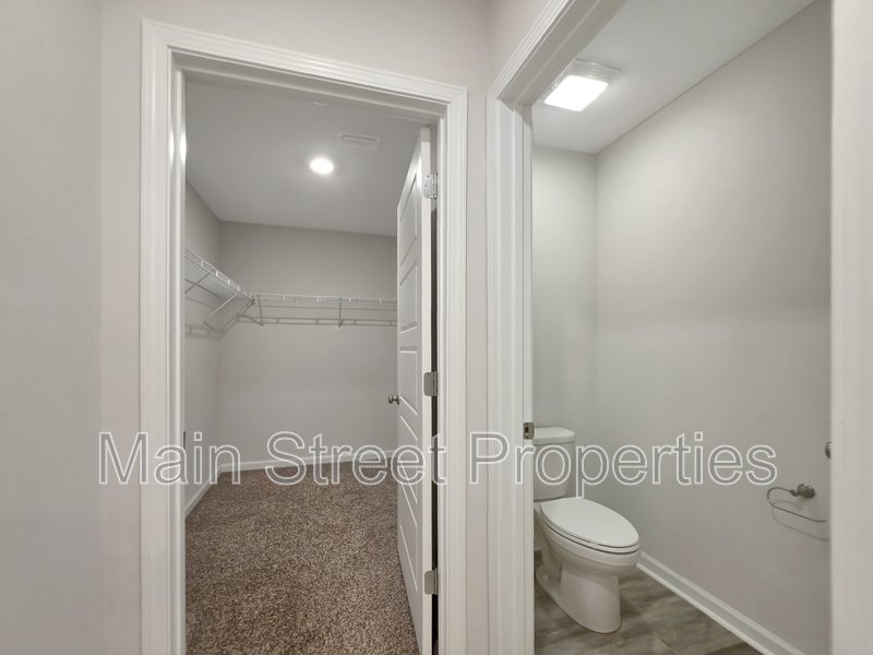 6138 Native Dancer Way property image