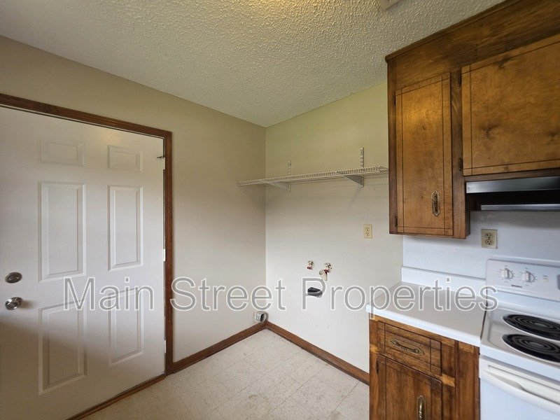 2014 Woodbury Drive property image