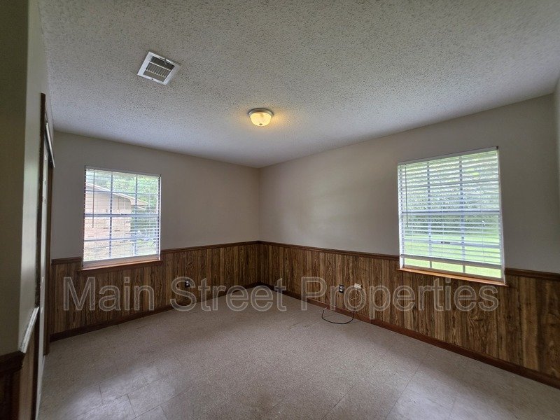 2014 Woodbury Drive property image