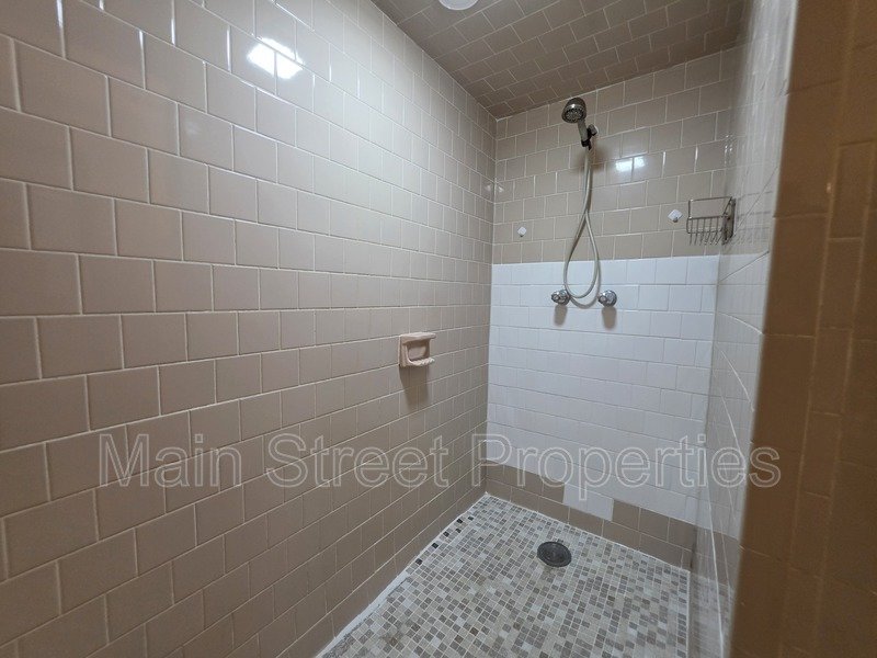 2014 Woodbury Drive property image