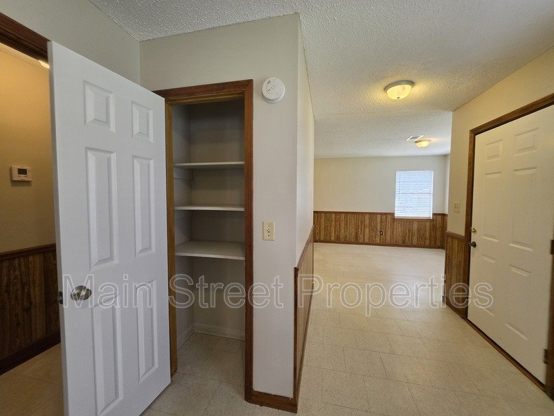 2014 Woodbury Drive property image